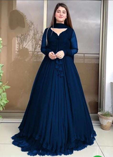 “Jaan-e-Jahan Maxi With 2 Layers